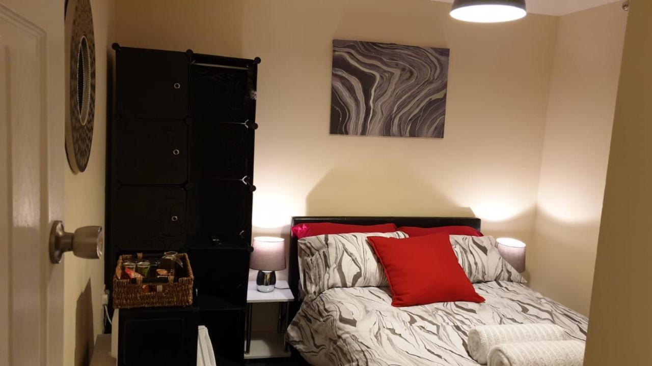 M&B Haven - Sittingbourne Lejlighed Eksteriør billede